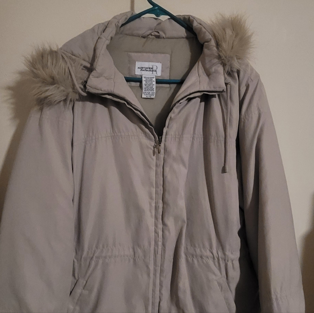 Light Tan Women's Northern Reflections XL Winter Coat
